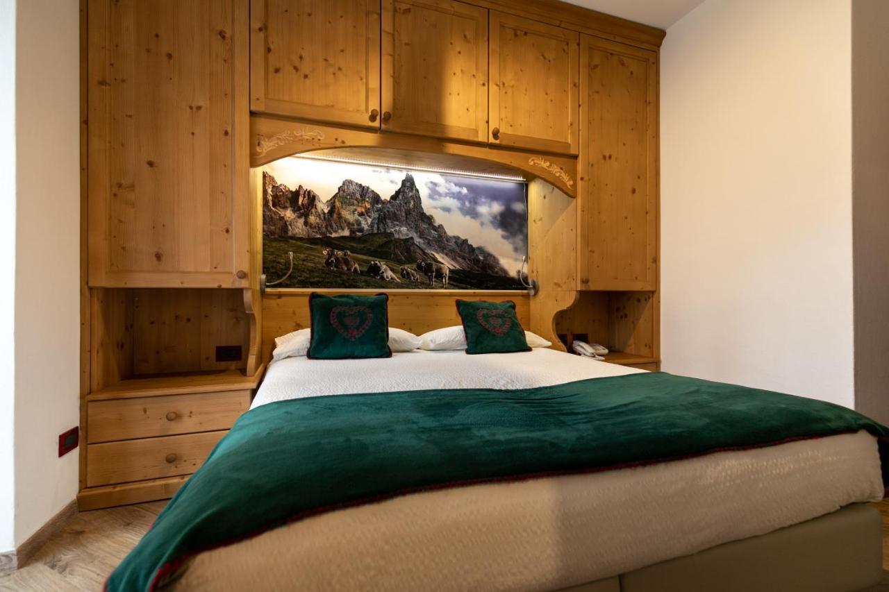 Hotel Isolabella Wellness Fiera Di Primiero Esterno foto