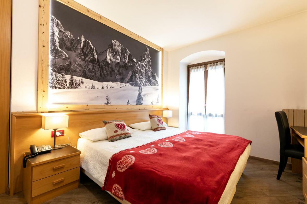 Hotel Isolabella Wellness Fiera Di Primiero Esterno foto